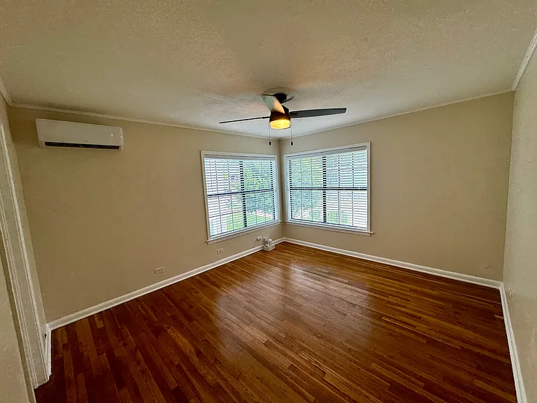 433 W Hollywood Ave #2 — Photo 8