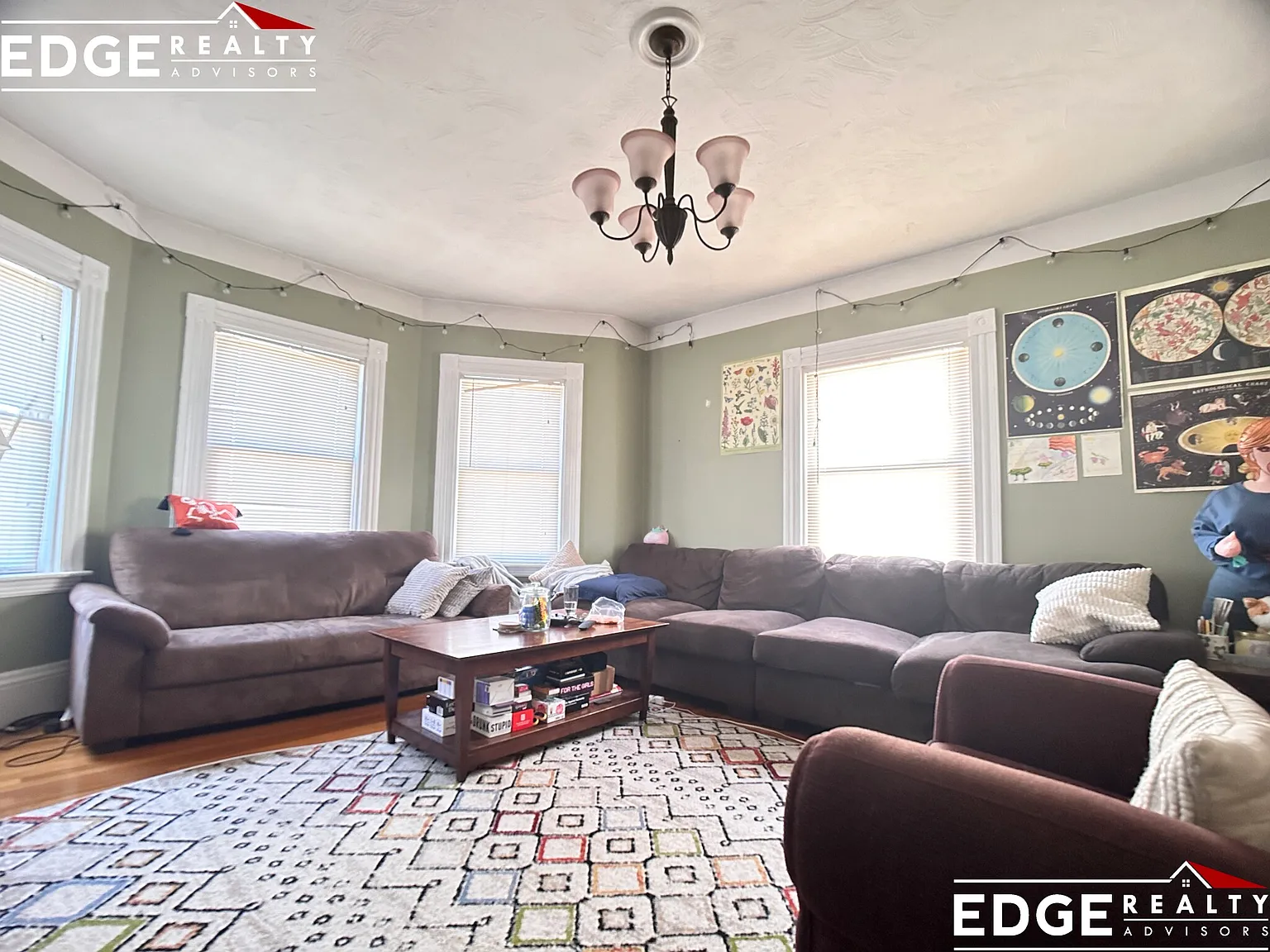 3 bed, 1100 sqft, $3,450 — Photo 3