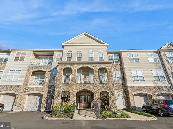 1104 Knox Ct #1104, Warminster, PA 18974