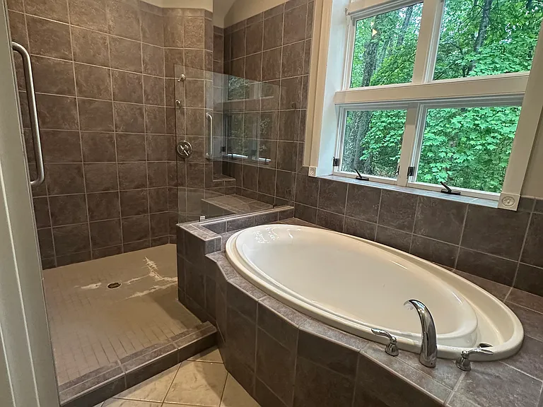 3040 Middlewood Rd — Photo 23