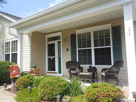 2nd image of 11 Greylawn Dr