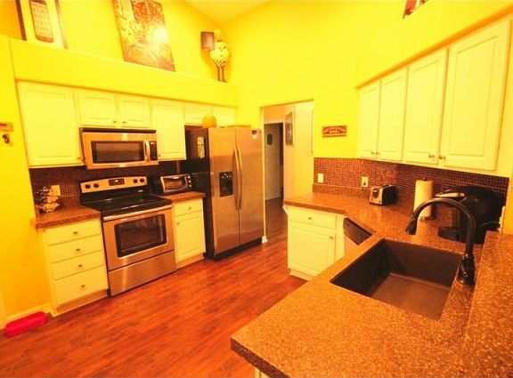 5th image of 5707 Water Oak Ln