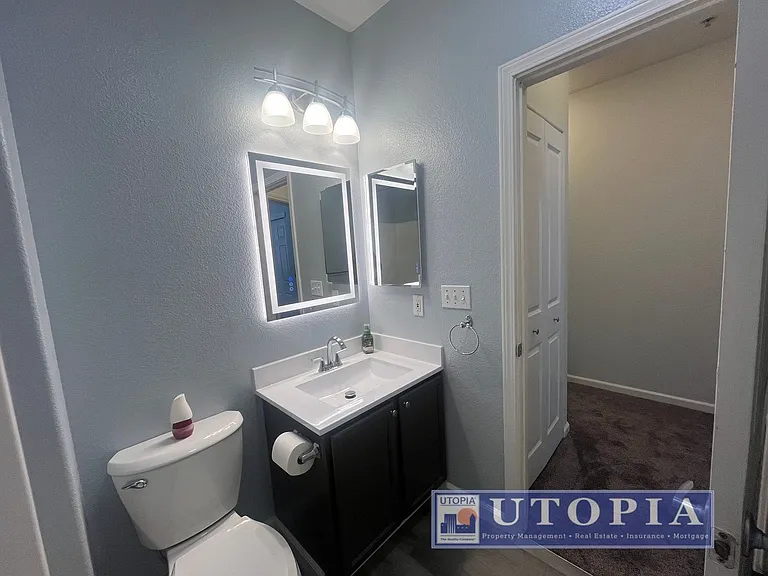 156 Everson Dr — Photo 16