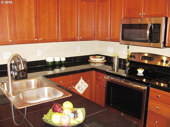 5th image of 8804 NE 40th Pl