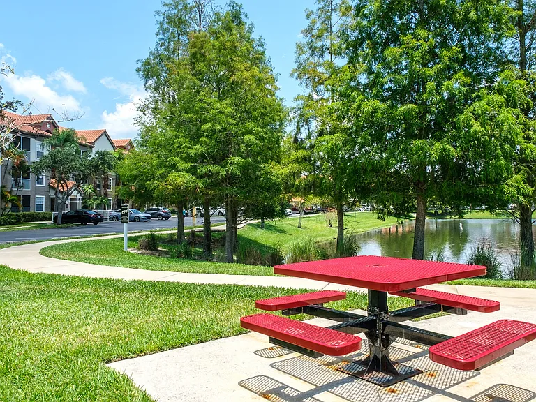 The Landings at Boot Ranch | Palm Harbor FL | Walking Trail & Picnic Area