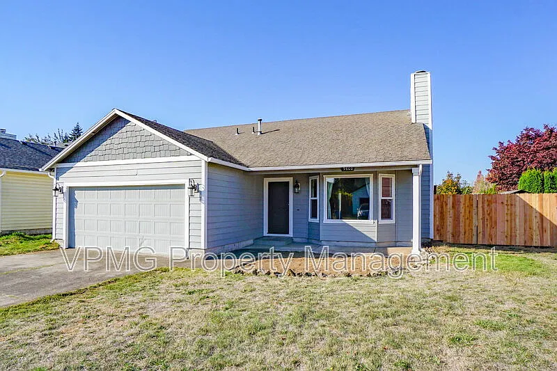 3 bed, 2.0 bath, 1242 sqft, $2,495 — Photo 2