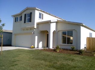 240 Zulma Rd, Parlier, CA 93648