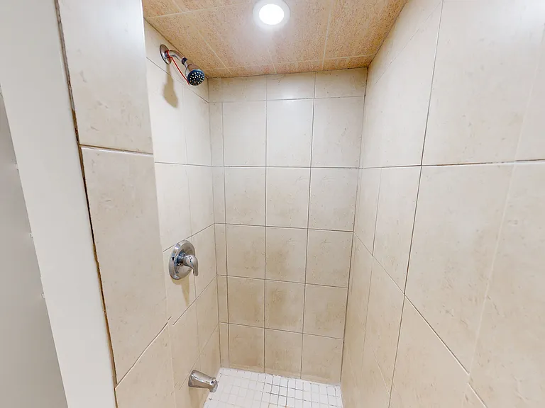 79 Rosemount Ave #B — Photo 8