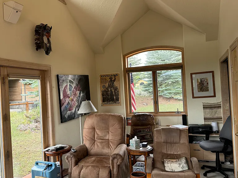 695 Charolais Cir — Photo 8