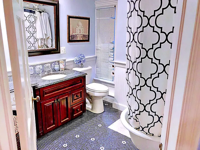 67 Perry St #6 — Photo 13
