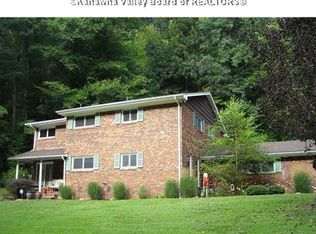 824 Lower Donnally Rd, Charleston, WV 25304