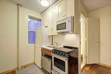 Rented by Bond New York