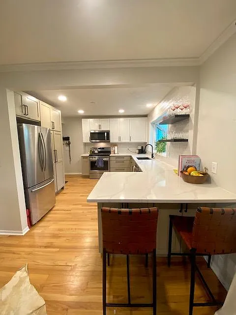 122 N Kenosha Dr — Photo 3