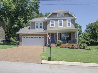 808 Royal Oaks Dr, Mount Juliet, TN 37122