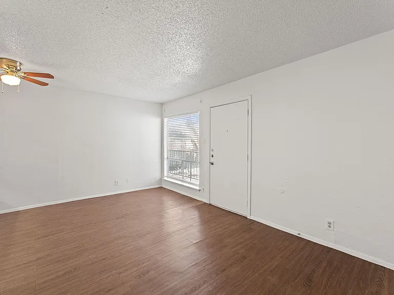 Patton Apartments — Photo 58