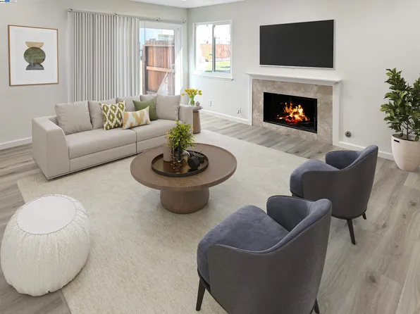 1896 San Vincente Dr APT 21, Concord, CA 94519