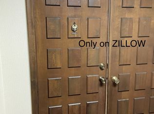 27330 Arborway Rd UNIT 28, Southfield, MI 48033