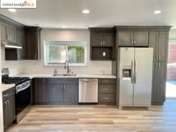 1042 Jasmine Ct, El Sobrante, CA 94803