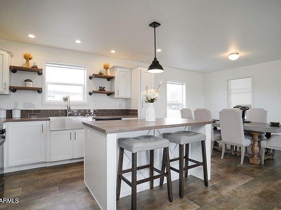 2nd image of 21638 W MONTANOSO Drive