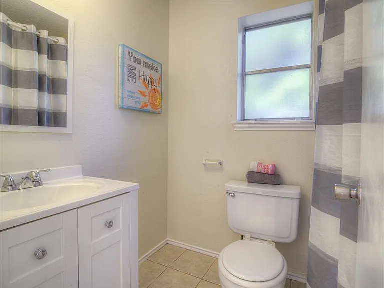 6320 Avery Island Ave — Photo 18