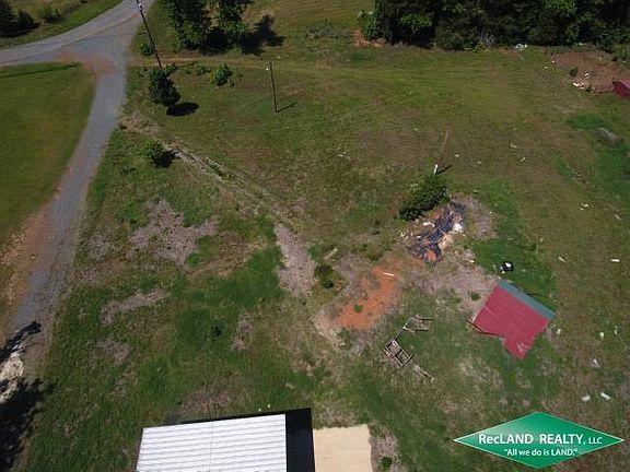 3rd image of Hill Top Rd