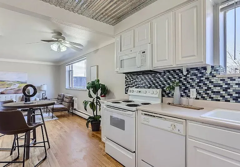 Asbury Place — Photo 2
