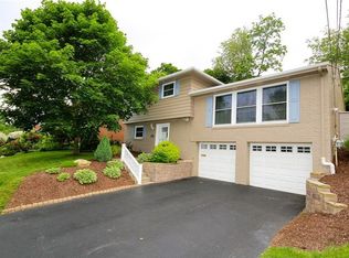 116 Sunridge Dr, Pittsburgh, PA 15234