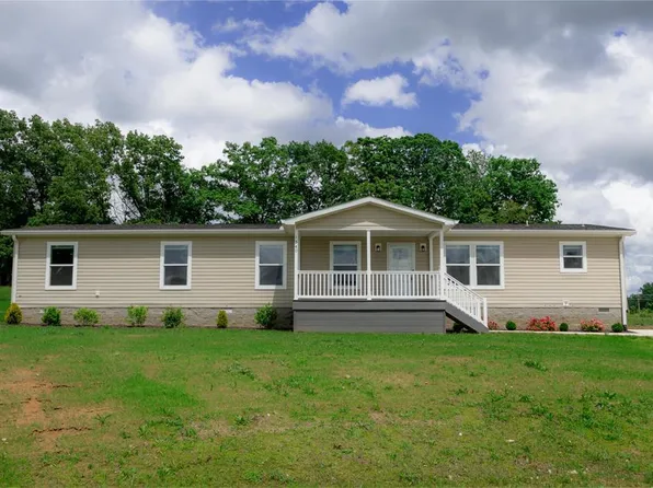 1540 Anna Maria Ln, Cookeville, TN 38501