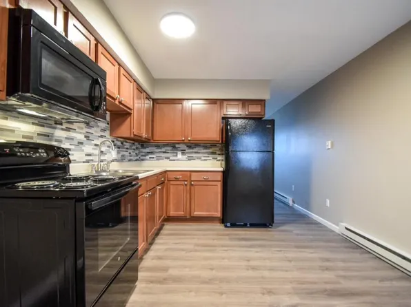 3415 Lilac Ln #B, Troy, OH 45373