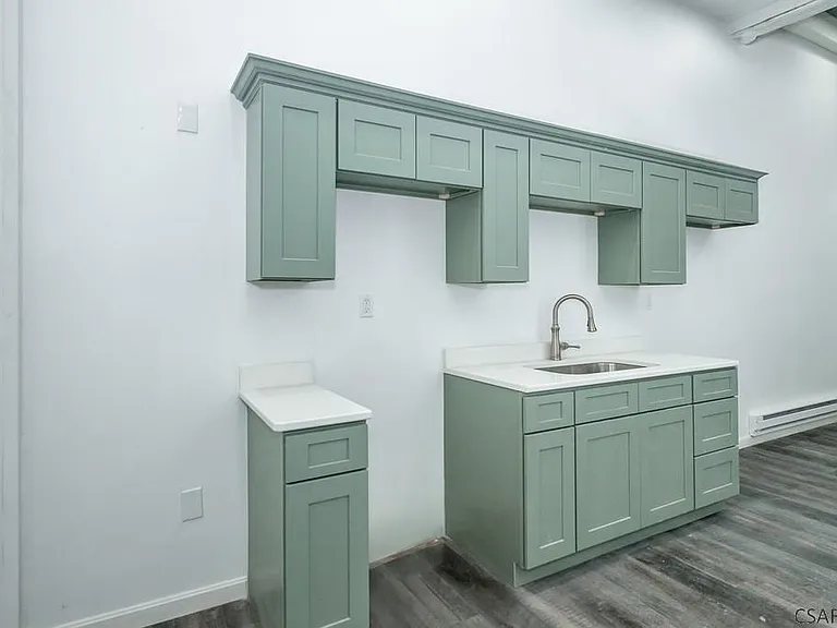 215 Franklin St #302 — Photo 4