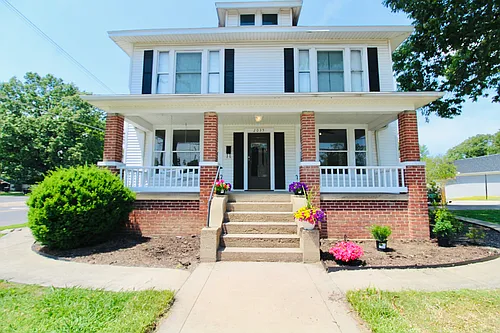 2035 Broadway St Photo 1