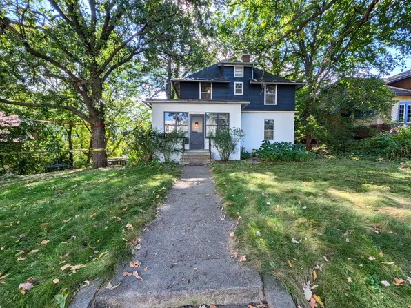 2246 Commonwealth Ave, Saint Paul, MN 55108