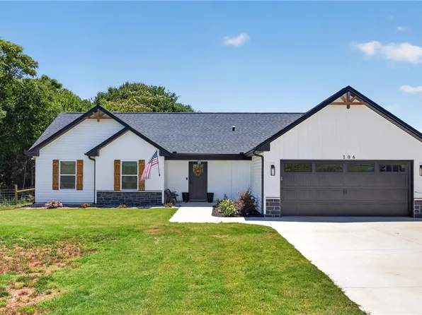 106 Bolt Rd, Townville, SC 29689