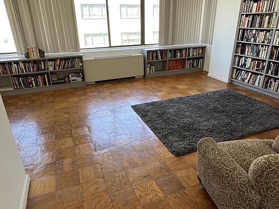 3rd image of 522 21st St NW APT 811