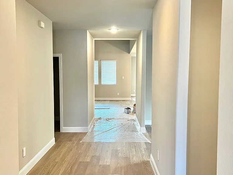 1411 Winters Way — Photo 2