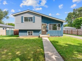 521 E Stimmel St, West Chicago, IL 60185