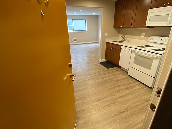 2nd image of 515 E Denny Way #203