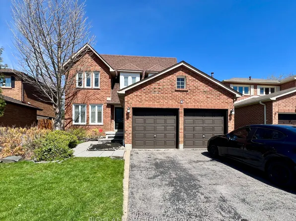 4 Silverbirch Pl, Whitby, ON L1R 1X7