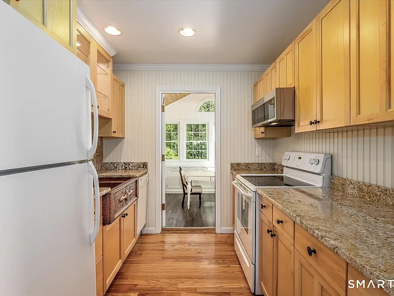 274 Old Sib Rd — Photo 10