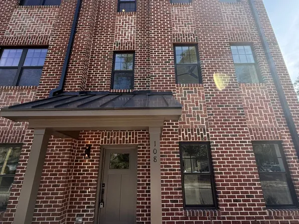 108 Lexington Ln, Southern Pines, NC 28387