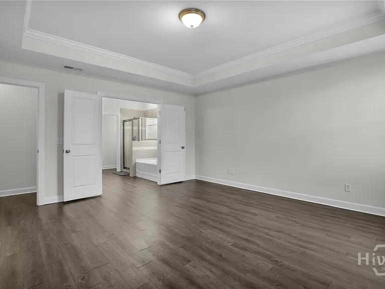 102 Oakdene Rd — Photo 13