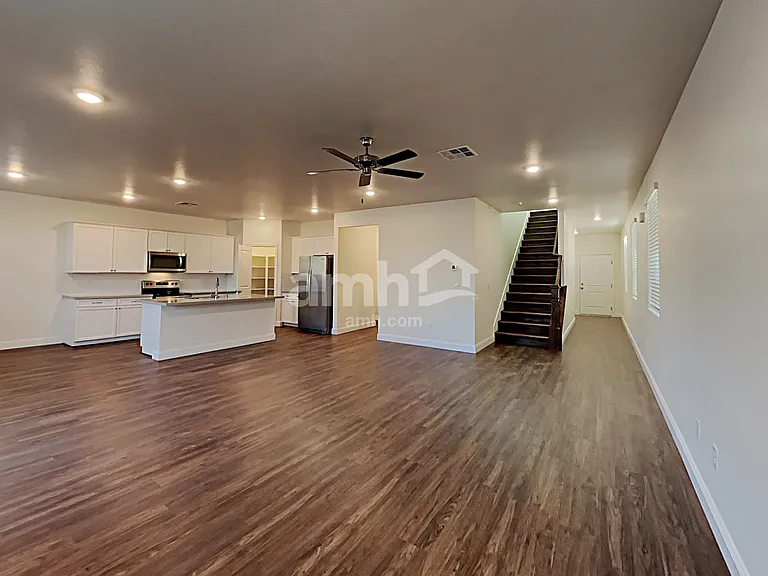 6035 Schmidt St — Photo 8