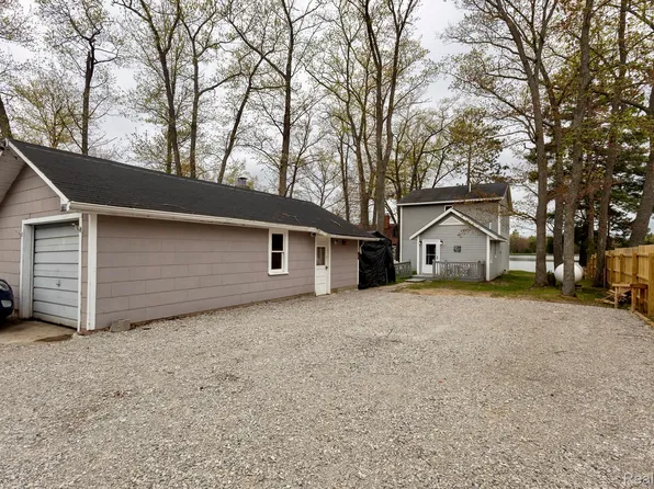 2779 Horseshoe Lake Rd, West Branch, MI 48661