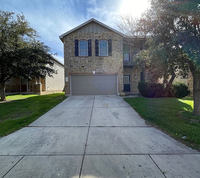1st image of 10422 Royal Estate