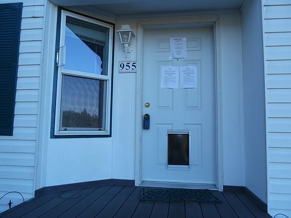2nd image of 955 Ironwood Dr