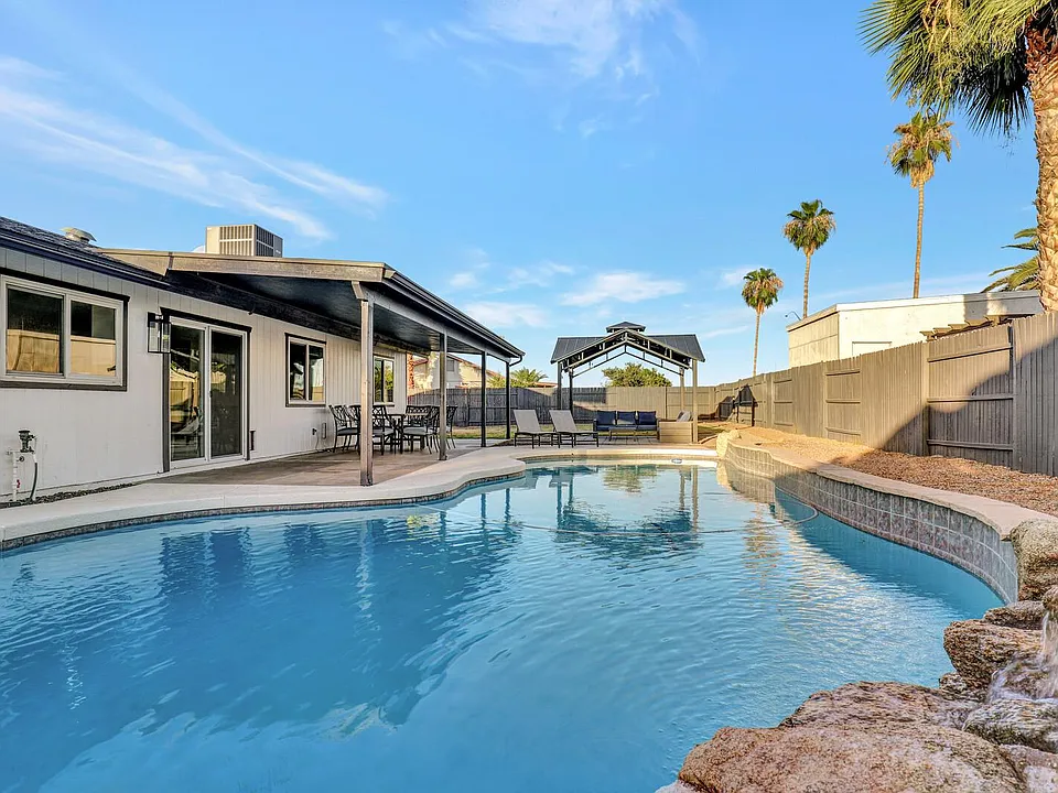 2023 W Posada Cir