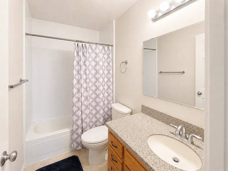 3204 S Johnson Pl — Photo 10