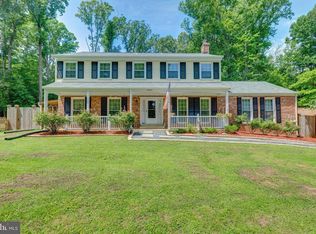 18404 Beech Ln, Triangle, VA 22172