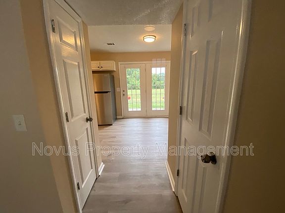 2nd image of 416 Clifton Ter #A