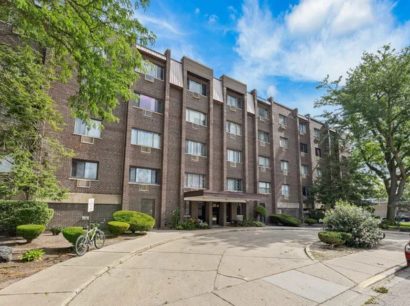 8444 W Wilson Ave Unit 208, Chicago, IL 60656